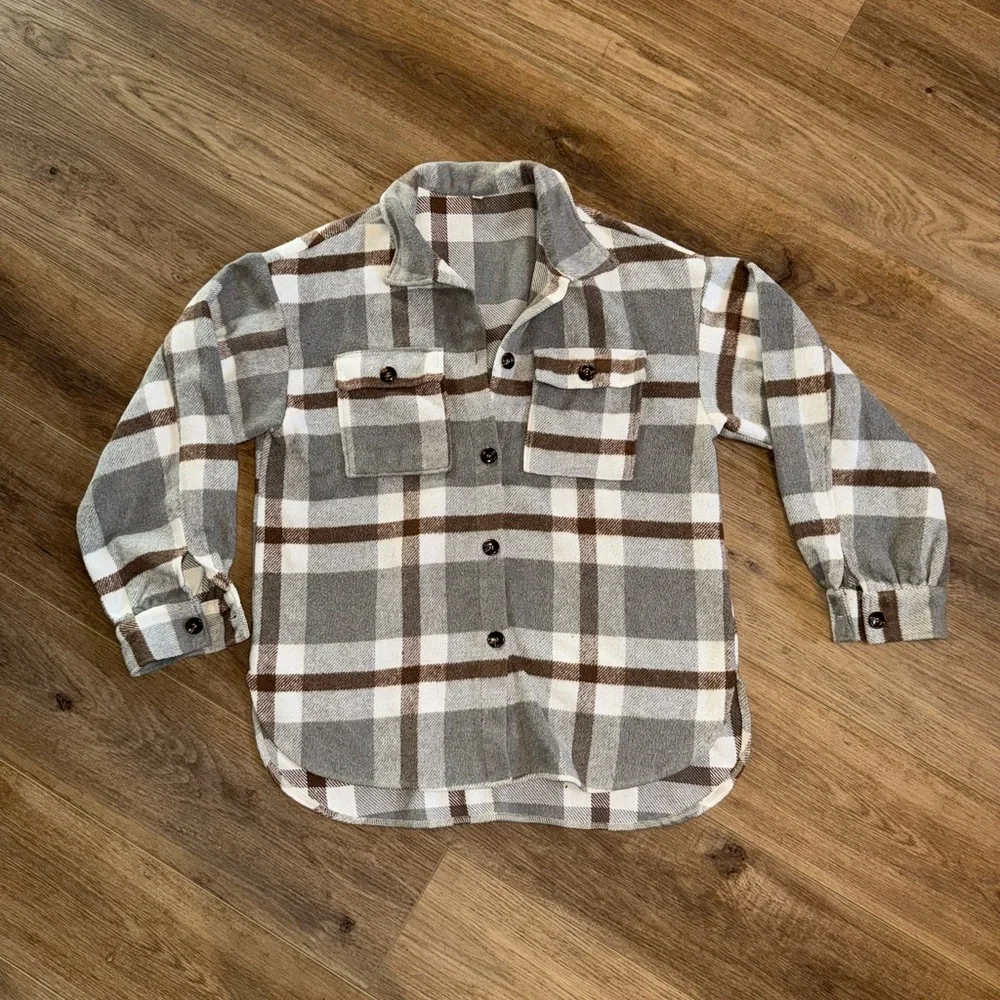 Women’s Plaid Button-Up Shacket Size XL